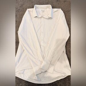 Mizzen+Main Subtle Patterned White Dress Shirt